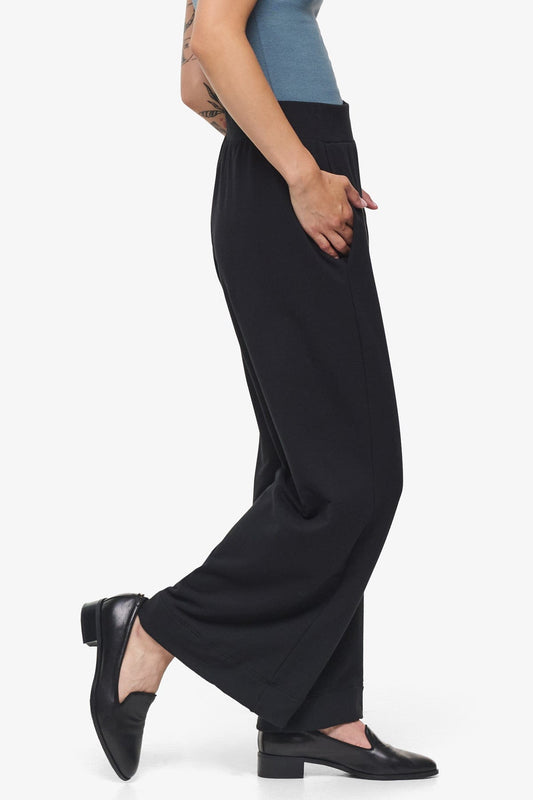 Starboard Pant - Woman Wide Leg Pant in Black | Daub & Design