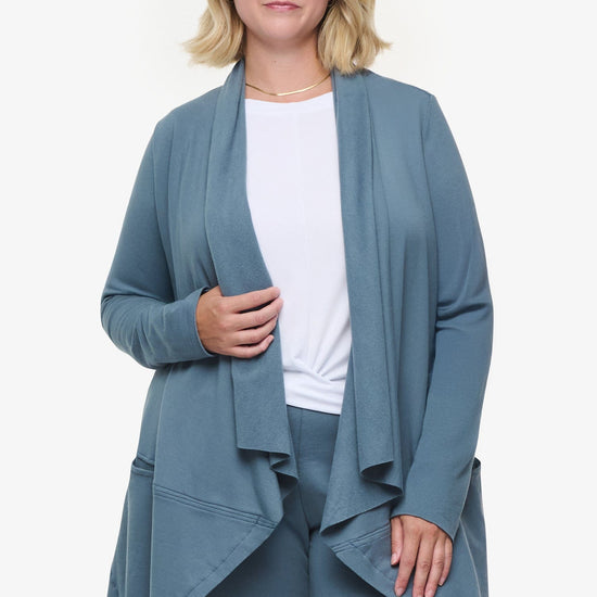 Valencia Jacket  - Woman Fleece open Jacket with big pockets in Blue Basalt | Daub & Design