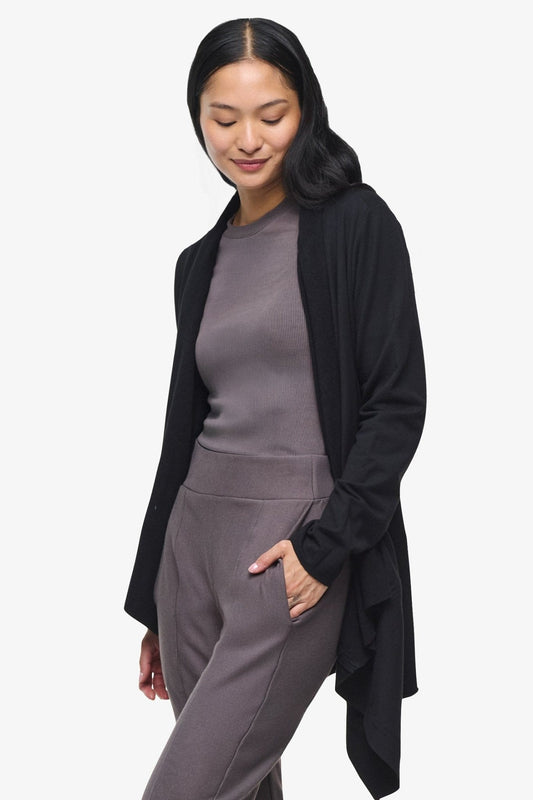 Valencia Jacket  - Woman Fleece open Jacket with big pockets in Black | Daub & Design