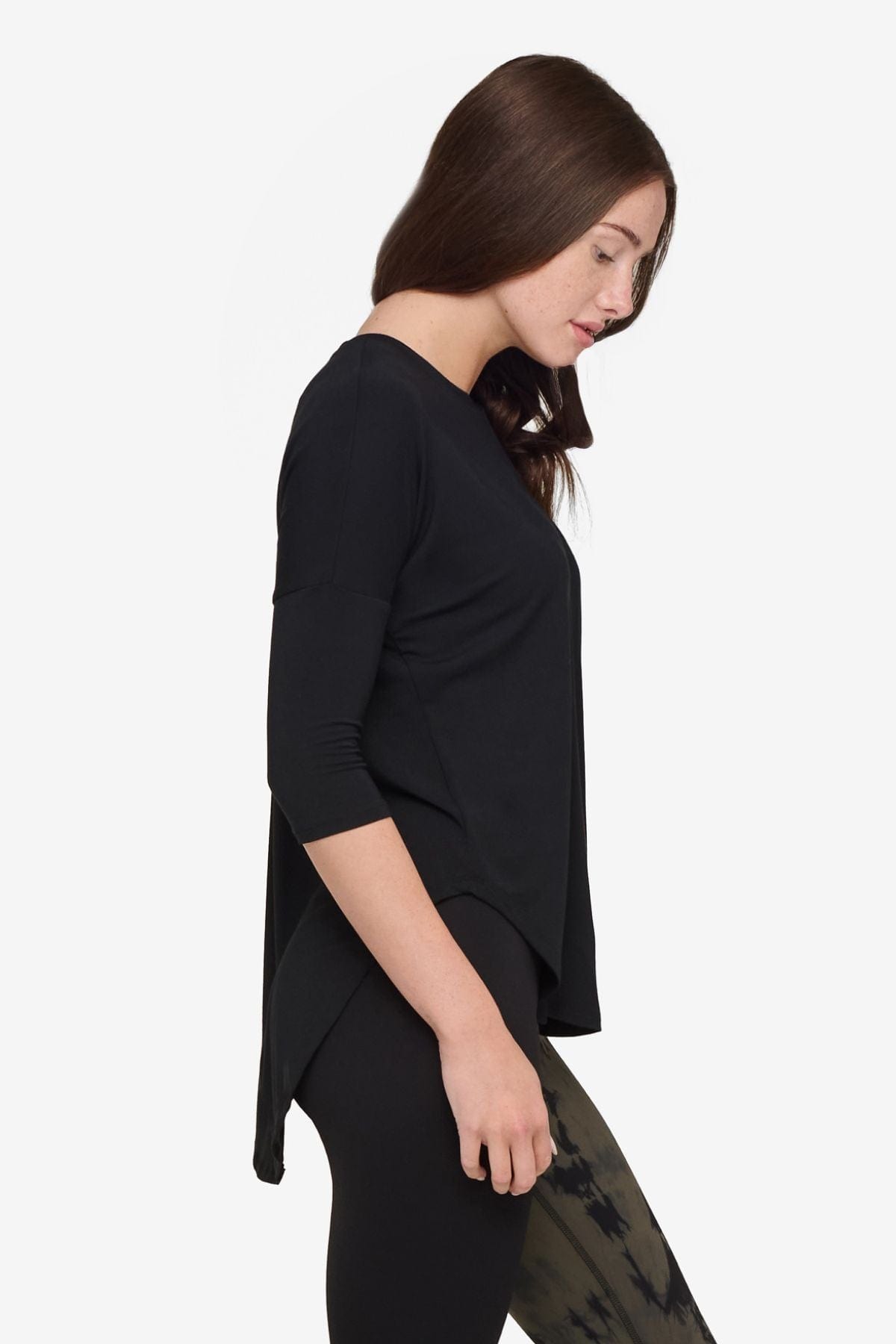 Ainsley Tee - Women's Basic T-Shirt in Black - Side | Daub + Design