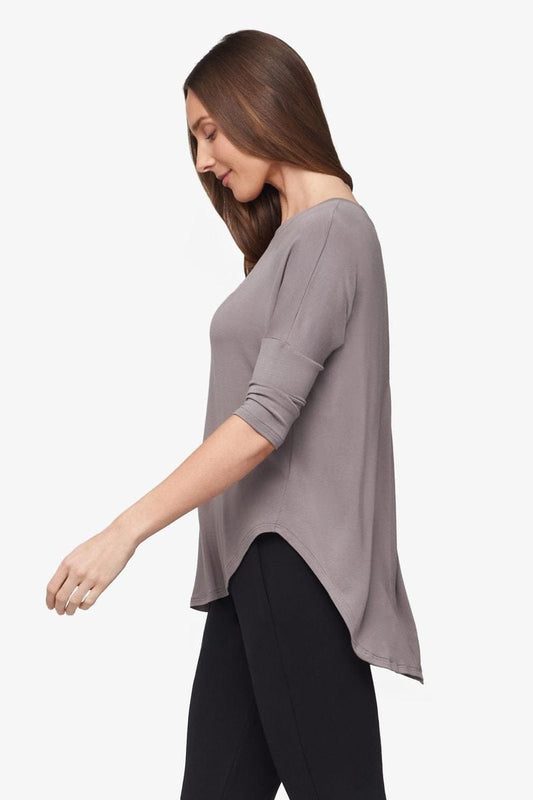 Ainsley Tee - Women's Basic T-Shirt in Driftwood - Side | Daub + Design