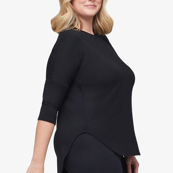 Ainsley Tee - Women's Basic T-Shirt in Black - Side | Daub + Design