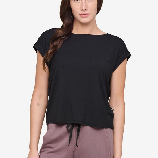 Box Tee - Women's Basic T-Shirt in Black - Front | Daub + Design