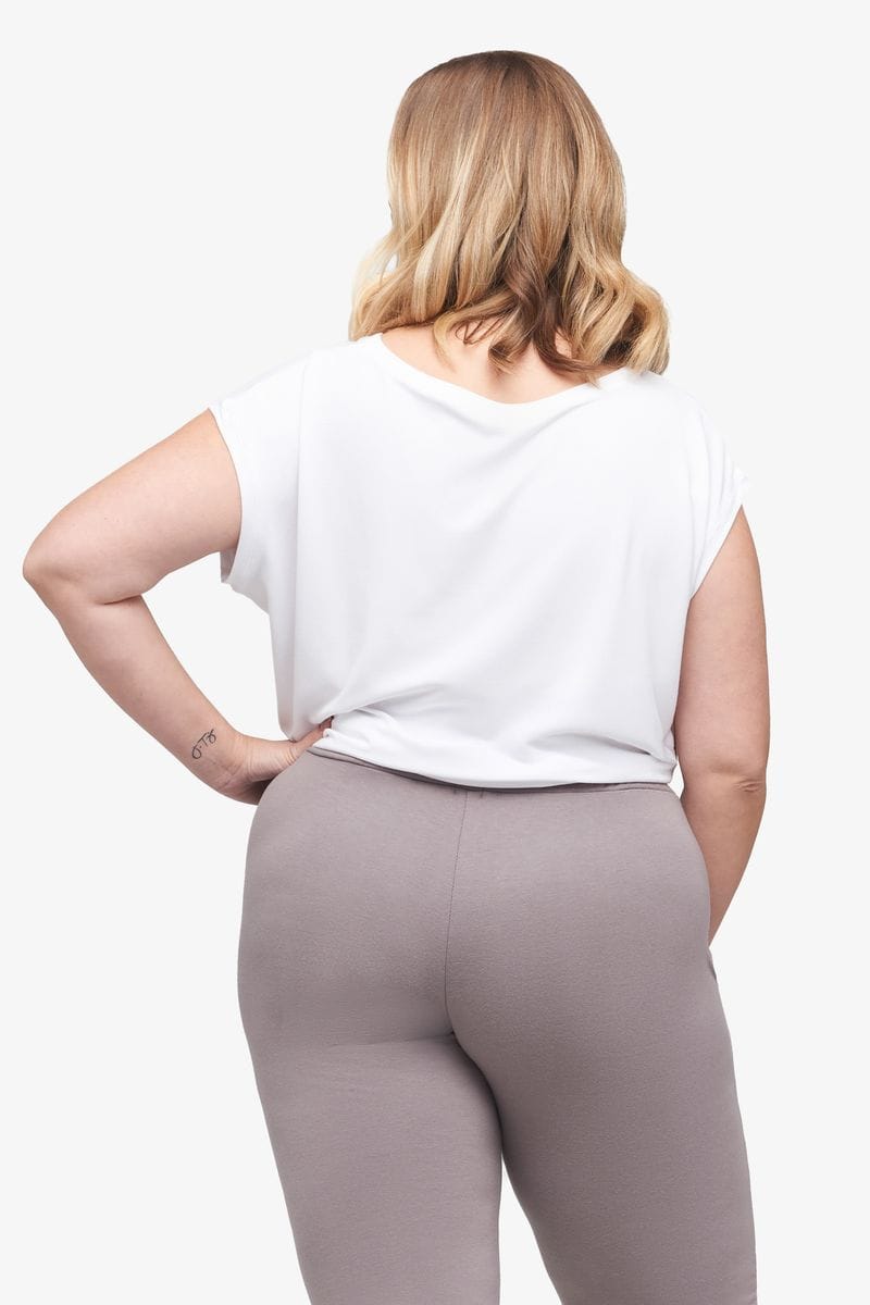 Box Tee - Women's Basic T-Shirt in White - Back | Daub + Design