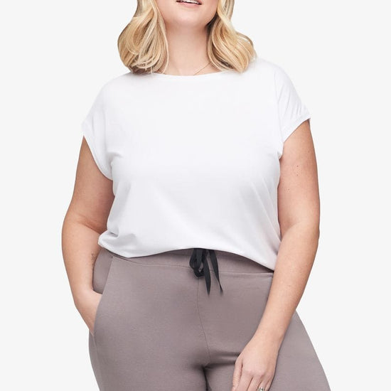 Box Tee - Women's Basic T-Shirt in White - Front | Daub + Design